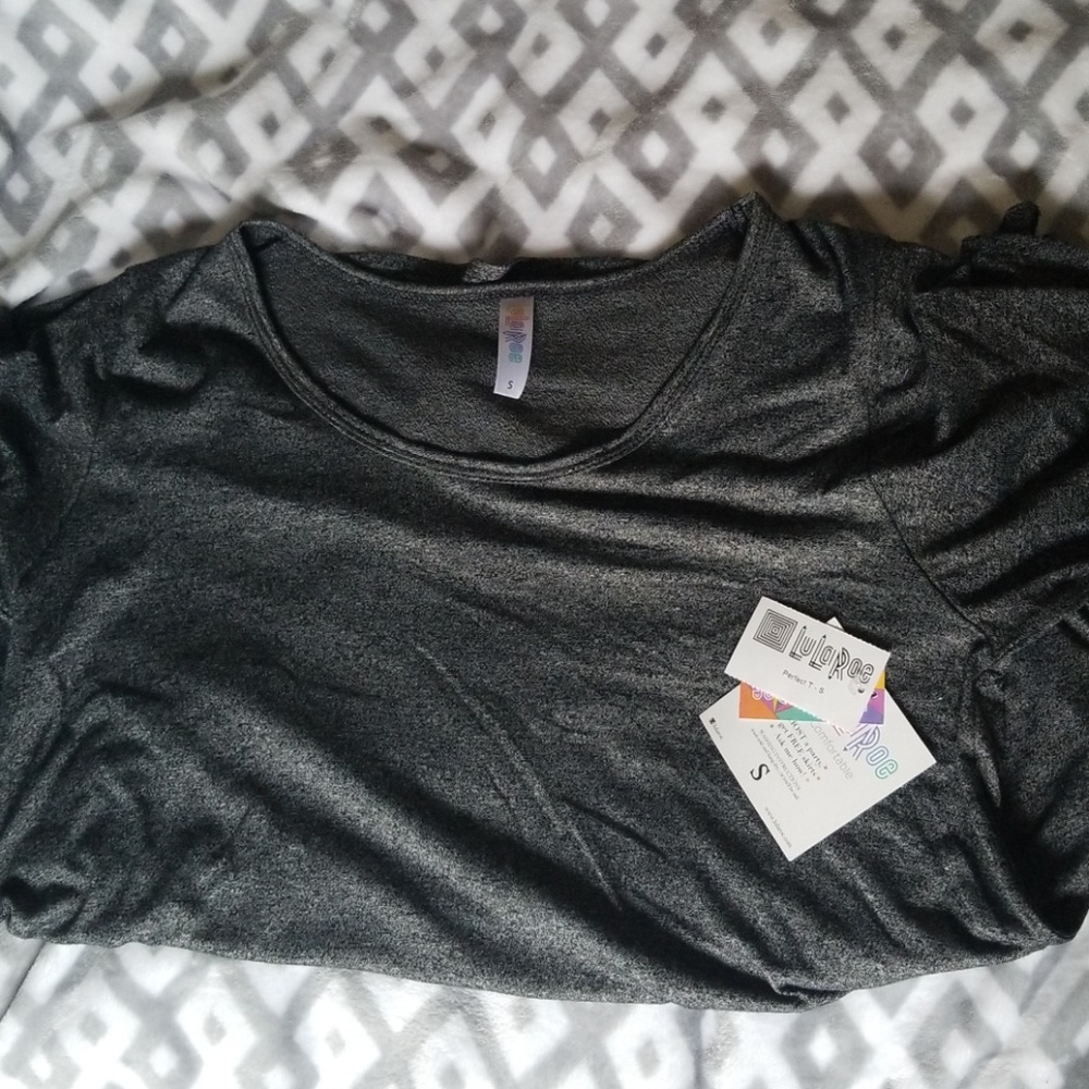 Lularoe perfect T